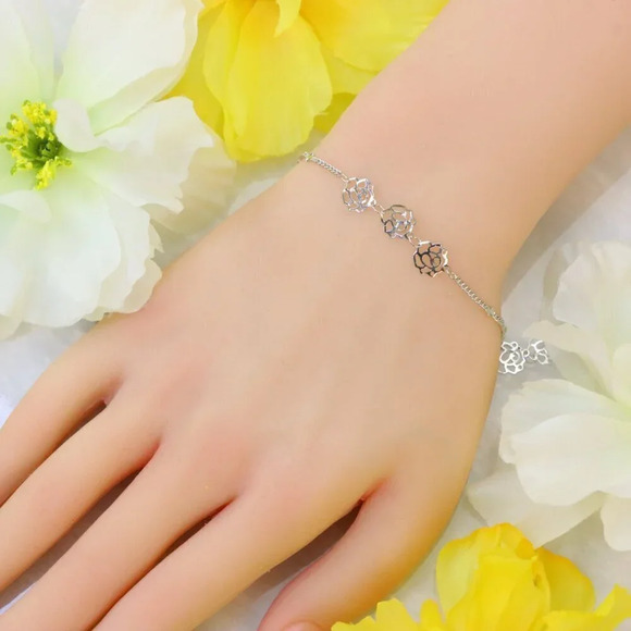 Minimalist Bracelet, Sleek & Modern Design, Women’s Fashion, YC110305-B - Picture 9 of 10